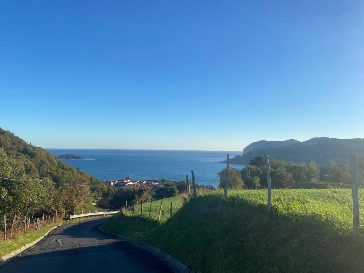 Mundaka Beachfront House ภายนอก รูปภาพ