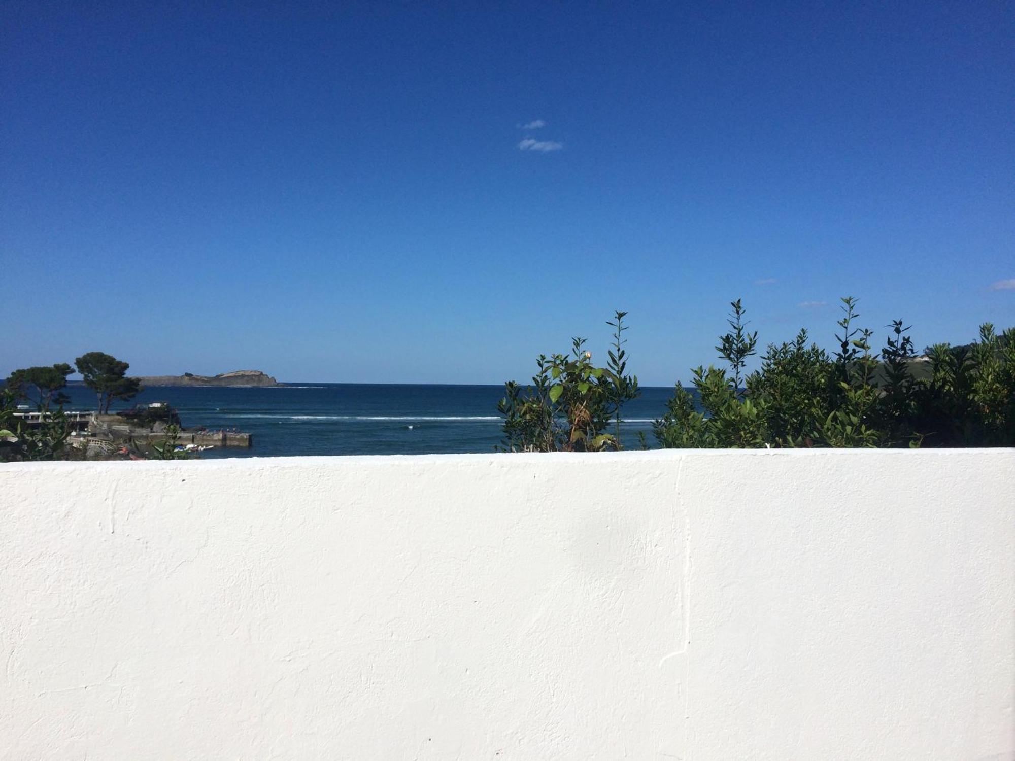 Mundaka Beachfront House ภายนอก รูปภาพ